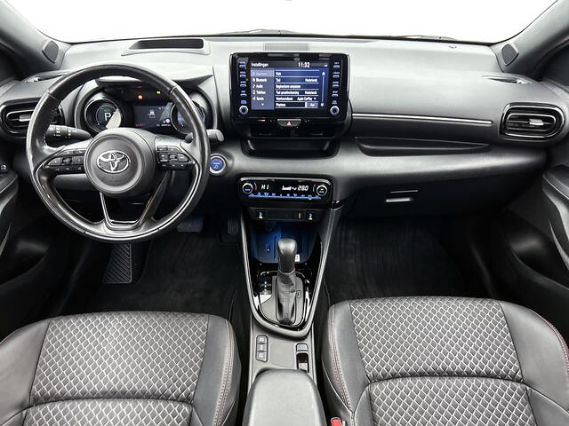 Toyota YARIS 1.5 Hybrid Style | Draadloos opladen telefoon | Elektrisch inklapbare spiegels |Stoelverwarming |