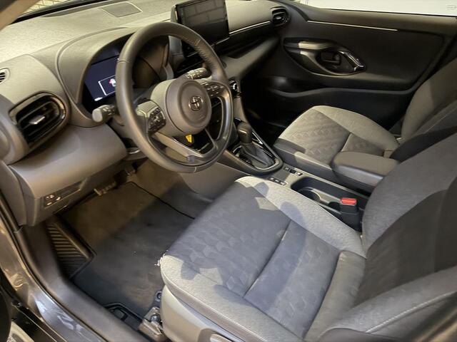 Toyota YARIS Hybrid 115 Dynamic