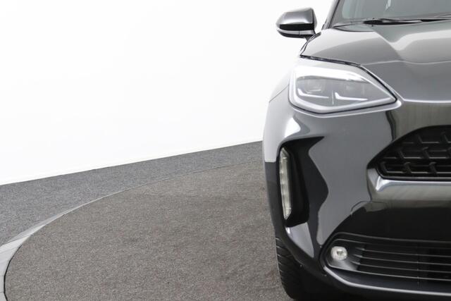Toyota YARIS Cross 1.5 Hybrid 115 First Edition | Apple Carplay/Android Auto | All Season Banden | Achteruitrijcamera |