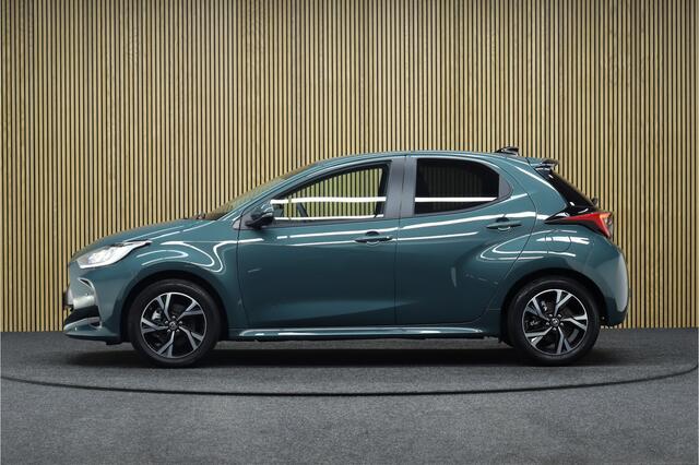 Toyota YARIS 1.5 Hybrid 115 Dynamic + Comfort Pack | Adaptive-cruise | Apple Carplay & Android Auto | Parkeerhulp | Winterpakket | Camera | Maps Navigatie | Keyless | Clima | Dodehoekdetectie