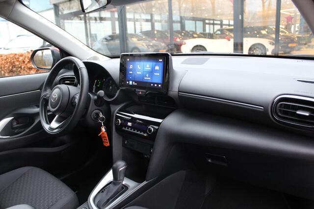 Toyota YARIS Cross 1.5 Hybrid 115 Active Plus | Rijklaar | PDC | Dodehoekdetectie | Stuur/Stoel-verwarming | Apple/Android | Clima | Adap Cruise