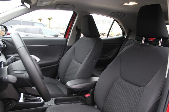 Toyota YARIS Cross 1.5 Hybrid 115 Active Plus | Rijklaar | PDC | Dodehoekdetectie | Stuur/Stoel-verwarming | Apple/Android | Clima | Adap Cruise