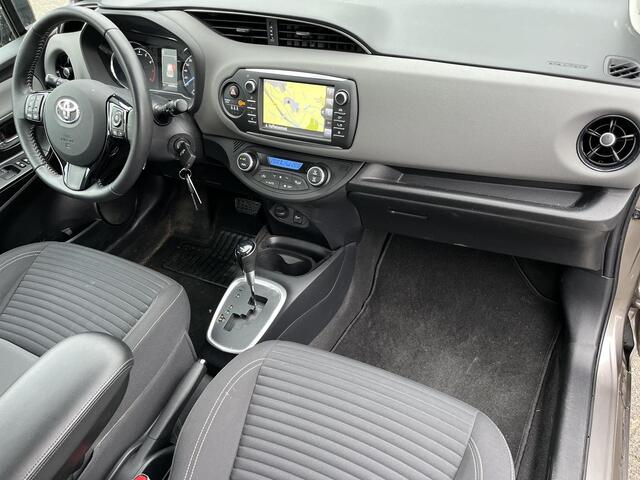 Toyota YARIS 1.5 VVT-i Aspiration Automaat | Navigatie | Cruise control | Parkeercamera achter |