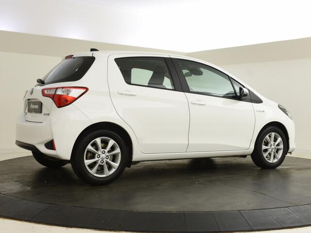 Toyota YARIS 1.5 Hybrid Active | Navigatie | Lane Assist | LMV