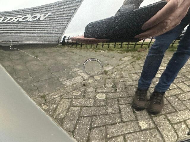 Toyota YARIS Cross 1.5 Hybrid Dynamic | PDC VOOR EN ACHTER | APPLE CARPLAY | INKLAPBARE SPIEGELS | DODEHOEK DETECTIE | STUUR EN STOELVERWARMING | LMV 17'' |