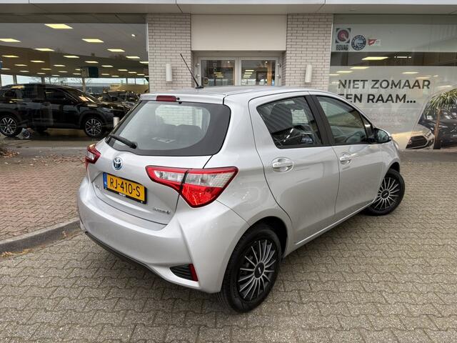 Toyota YARIS 1.5 Hybrid Aspiration | Cruise control | All-season | Navigatie