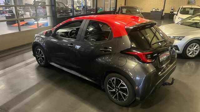 Toyota YARIS 1.5 HYB. LAUNCH ED.