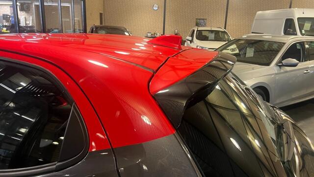 Toyota YARIS 1.5 HYB. LAUNCH ED.