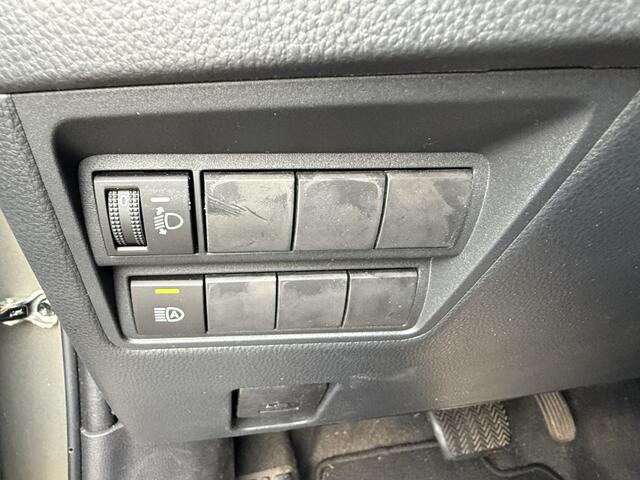 Toyota YARIS 1.5 Hyb. Executive | Parkeersensoren V+A | Blindspot