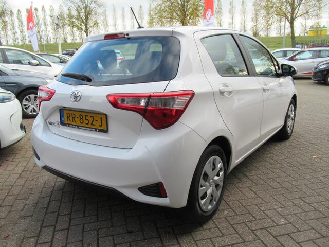 Toyota YARIS 1.0 VVT-i Aspiration| 5-Drs| | Airco | Bluetooth | LED Dagrijverlichting | Incl. Garantie | 1ste Eigenaar |
