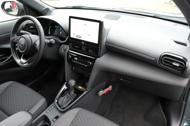 Toyota YARIS Cross 1.5 Hybrid 115 Dynamic Automaat | Comfort Pack | Parkeer sensore