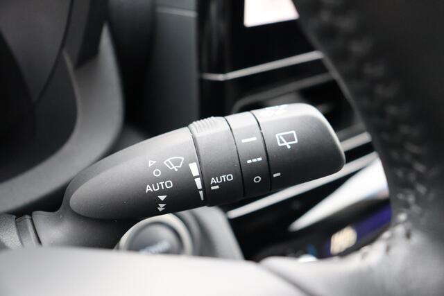 Toyota YARIS Cross 1.5 Hybrid 115 Dynamic Limited, Apple Carplay, Android Auto, Stoel, Stuurverwarming, Parkeersensoren, Parkeercamera, Keyless Entry.