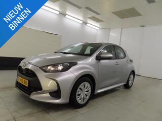 toyota-yaris-1.5-hybrid-active-i-au