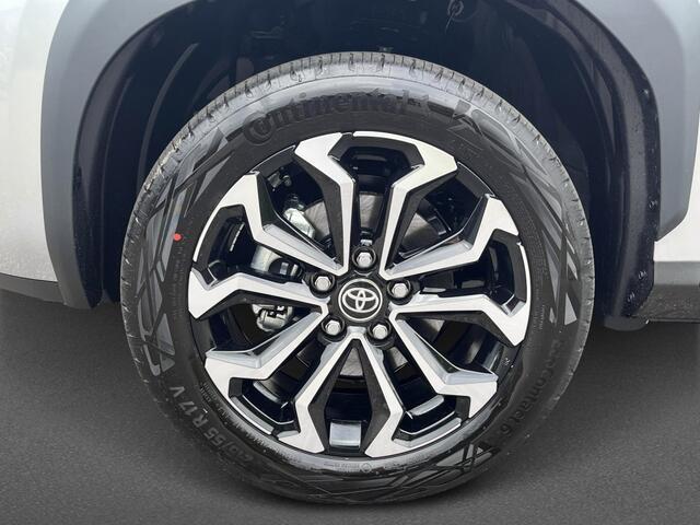 Toyota YARIS Cross 1.5 Hybride 130 pk Black Edition, Safety + Winter pakket.