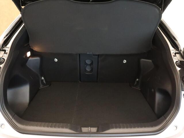 Toyota YARIS Cross 1.5 Hybrid 130 GR Sport - ADAPTIEVE CRUISE CONTROL - STOELVERWARMING VOORSTOELEN - STUURWIELVERWARMING - DODEHOEKDETECTIE - KEYLESS ENTRY/START - APPLE CARPLAY/ANDROID AUTO - CAMERA - EXTRA GETINT GLAS - PARKEERSENSOREN VOOR + ACHTER