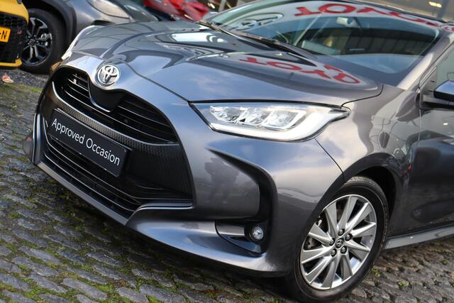 Toyota YARIS 1.5 VVT-i Dynamic Limited, Stoel & Stuurverwarming , Adaptieve Cruise control, Parkeercamera, Apple Carplay, Android Auto.