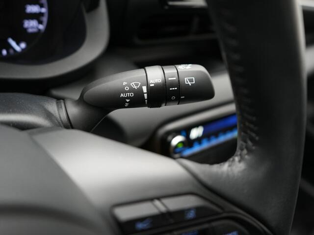 Toyota YARIS 1.5 Hybrid Active