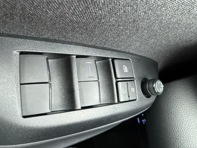 Toyota YARIS Cross 1.5 Hybrid Active | Parkeersensoren V+A | Carplay