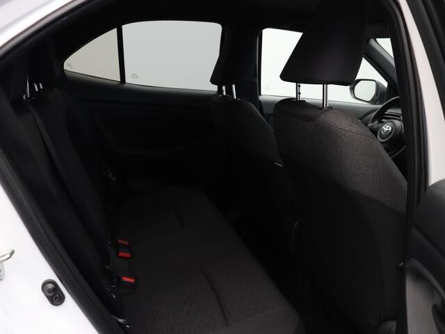 Toyota YARIS Cross 1.5 Hybrid First Edition | Apple carplay & Android Auto | Trekhaak | Achteruitrijcamera | Led Koplampen |