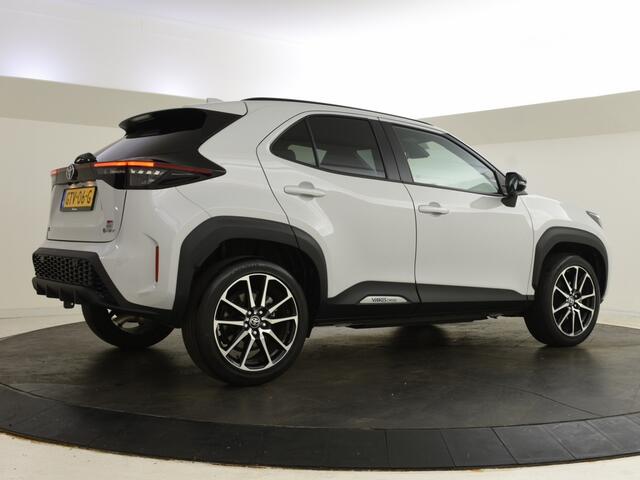 Toyota YARIS Cross 1.5 Hybrid 130 GR Sport | Dodehoekdetectie | PDC V+A