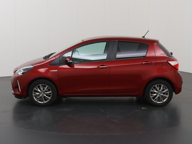 Toyota YARIS 1.5 Hybrid Dynamic | Trekhaak | Parkeercamera | Climate Control | Cruise Control |