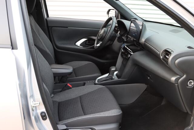 Toyota YARIS Cross 1.5 Hybrid Team-D Safety + Winter-pakket