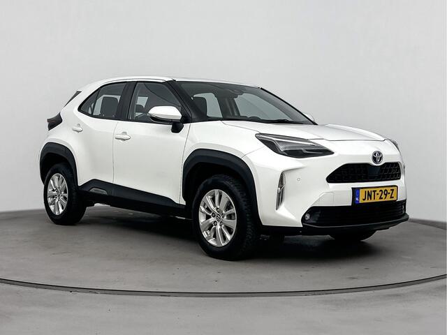 Toyota YARIS Cross 1.5 Hybrid Business Limited | Apple Carplay/Android Auto | LM-Velgen | Achteruitrijcamera | Parkeersensoren |