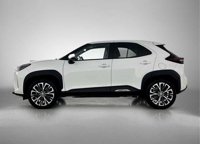 Toyota YARIS Cross 1.5 Hybrid Executive | 1e Eigenaar | NIEUW GELEVERD & ONDERHOUDEN | Trekhaak | JBL | Stoelverwarming |