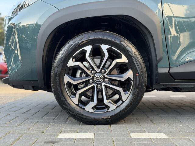 Toyota YARIS Cross 1.5 Hybrid 130 Style Parkeersensoren V+A, Dodehoekdetectie, Navigatie