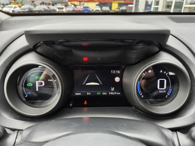 Toyota YARIS 1.5 Hybrid First Edition | Navi | Keyless Start & Entry | Androi