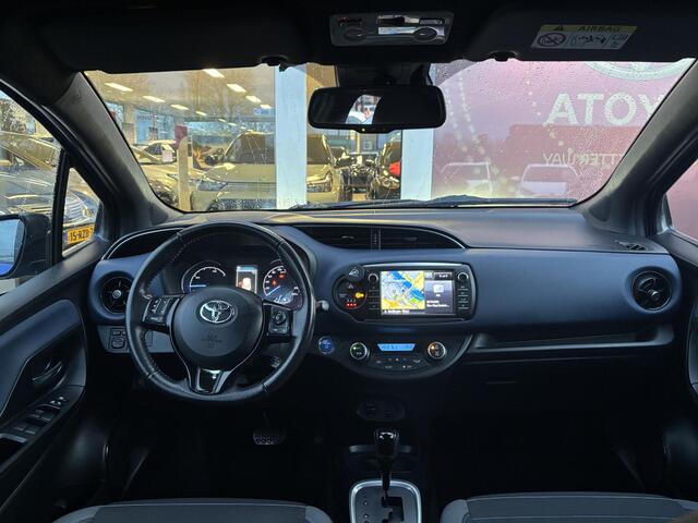 Toyota YARIS 1.5 Hybrid Bi-Tone | Navigatie | Cruise Control | Camera | Climate Control