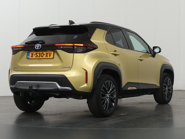 Toyota YARIS Cross 1.5 Hybrid Adventure | Trekhaak | Navigatie | JBL | Head-Up | Parkeercamera | Stoel/Stuurverwarming | Keyless Go |