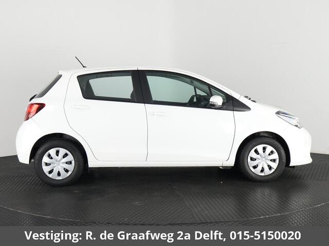 Toyota YARIS 1.0 VVT-i Aspiration | Airco | Camera | Bluetooth |
