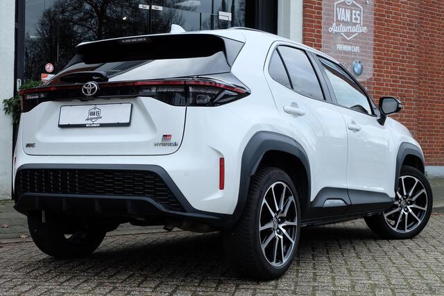 Toyota YARIS Cross 1.5 Hybrid GR Sport / Pano / HuD / JBL / Matrix