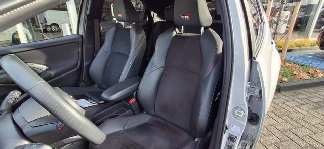Toyota YARIS 1.5 Hybride GR Sport NLauto | All-in