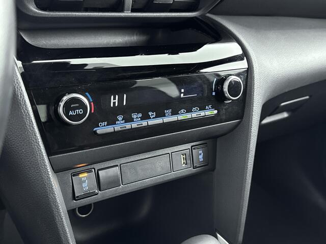 Toyota YARIS Cross 1.5 Hybrid Dynamic Limited | Stoel-/Stuurverwarming | Apple Carplay/Android Auto | Parkeersensoren | Lichtmetalen Velgen |