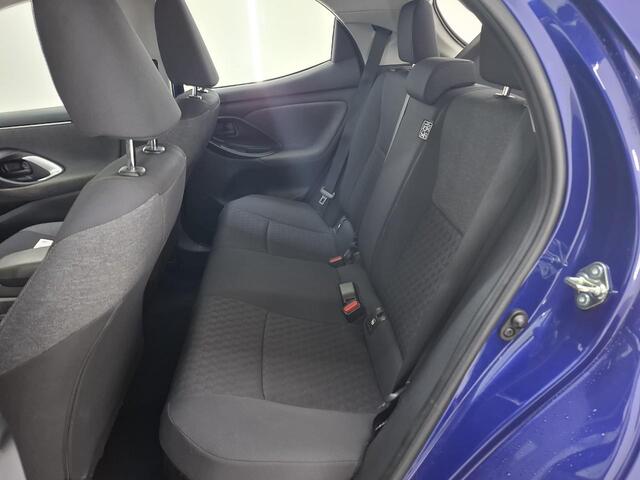 Toyota YARIS 1.5 Hybrid Dynamic LMV | ECC | CRUISE | CAMERA