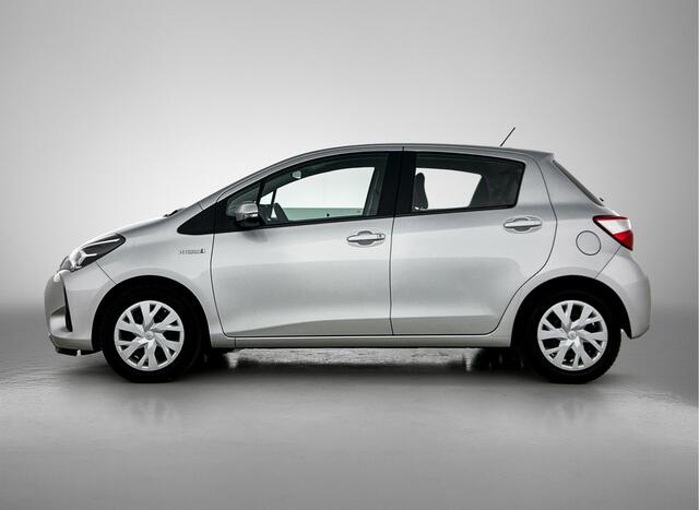 Toyota YARIS 1.5 Hybrid Active | Afneembare trekhaak | Camera | Climate control |