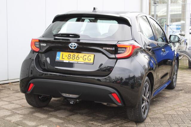Toyota YARIS 1.5 Hybride Dynamic + Trekhaak