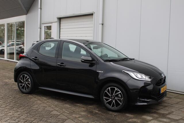 Toyota YARIS 1.5 Hybride Dynamic + Trekhaak