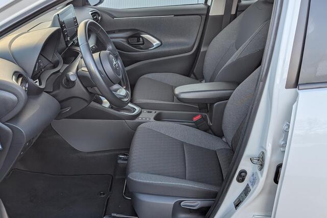 Toyota YARIS 1.5 Hybrid Active Achteruitrijcamera, Navigatie met Android Auto & Apple Carplay, Adaptive Cruise Control