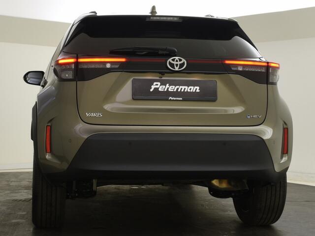 Toyota YARIS Cross 1.5 Hybrid 130 Executive | PDC V+A | 1/2 leder | BSM Blindspot