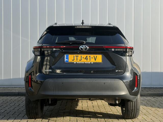 Toyota YARIS Cross 1.5 Hybrid 115 Dynamic Limited Parkeersensoren Stoel Stuur Verwarming PDC
