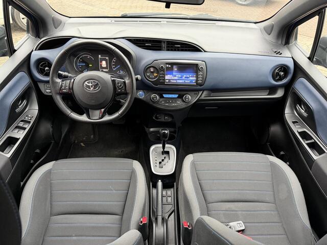 Toyota YARIS 1.5 Hybrid Bi-Tone