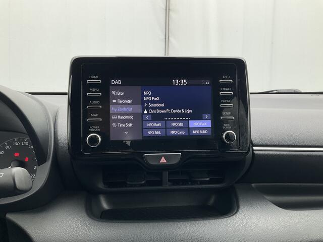Toyota YARIS 1.5 Hybrid Dynamic Caplay DAB Camera Uitstraling!