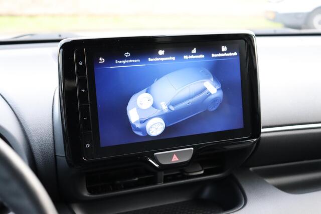 Toyota YARIS 1.5 Hybrid Dynamic Plus, Head Up Display