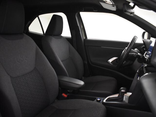 Toyota YARIS Cross 1.5 Hybrid AWD Dynamic | Trekhaak | Keyless | Navigatie