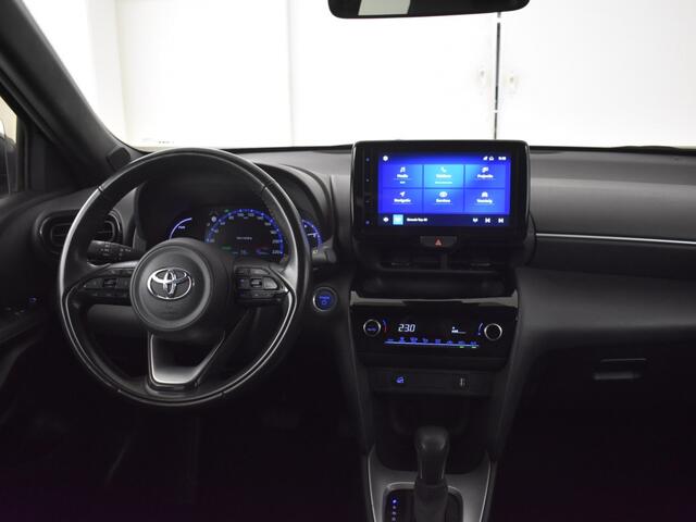 Toyota YARIS Cross 1.5 Hybrid AWD Dynamic | Trekhaak | Keyless | Navigatie