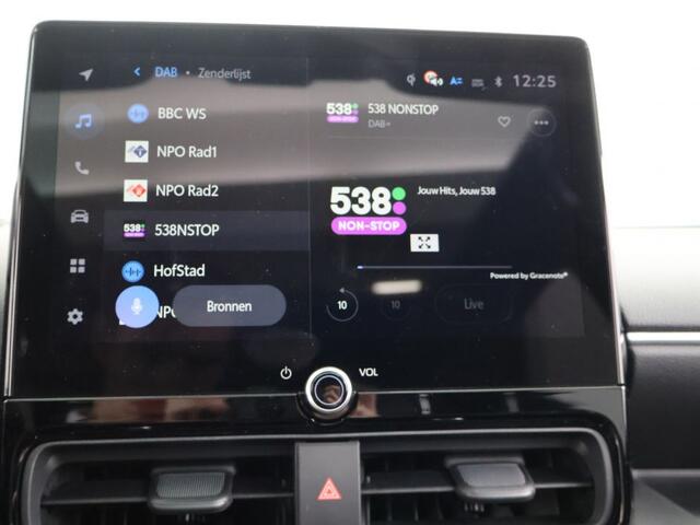 Toyota YARIS 1.5 Hybrid 130 Executive | DEMO | Navigatie | Stoel en stuurverwarming | PDC | ACC |