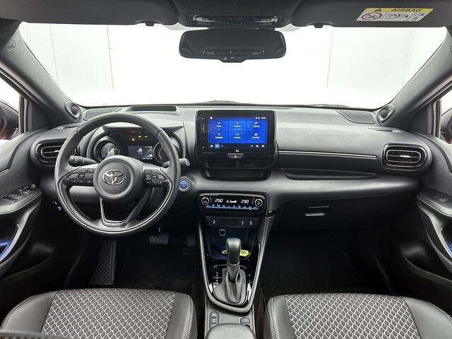 Toyota YARIS 1.5 Hybrid Executive | PDC | JBL | Dodehoek detectie | Stuur-Stoelverwarming